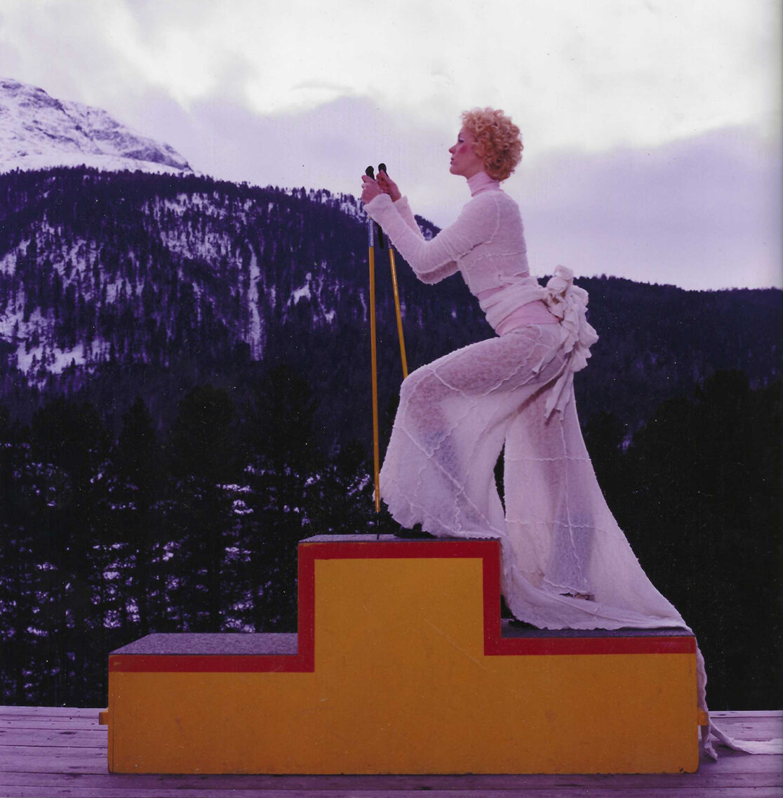 sasha fashion white Illusion